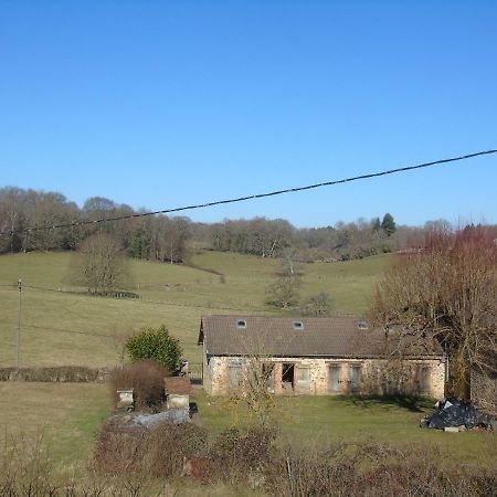 Linards Puy Larousse Farm House Bed & Breakfast エクステリア 写真